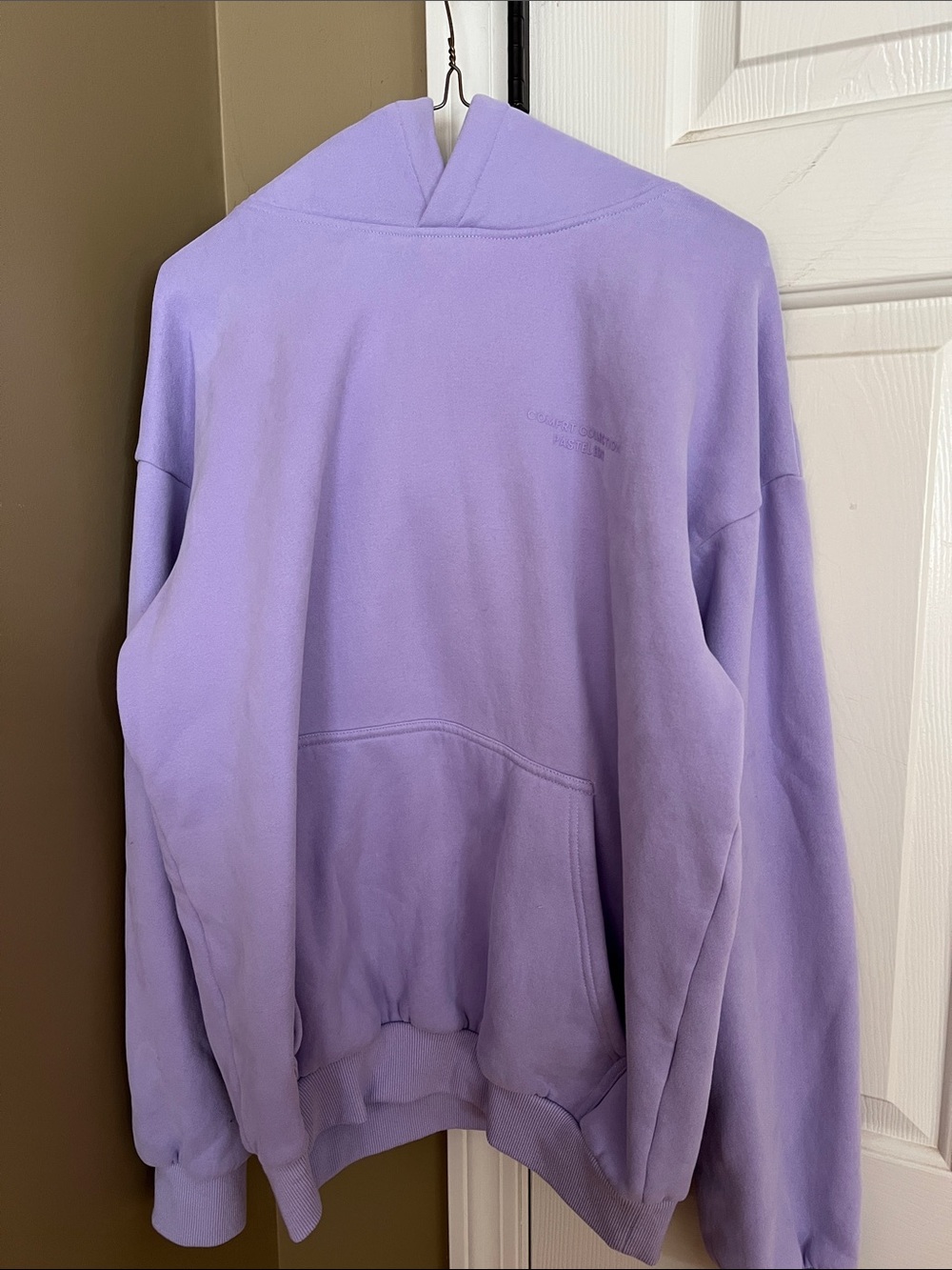 Women's Lavender Pullover Hoodie Sweatshirt - Comfrt Pastel Edit